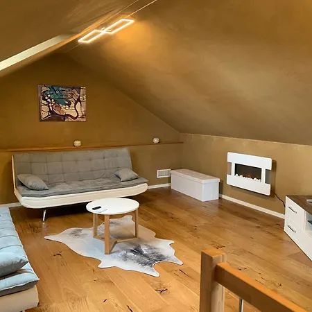 Probst Apartment *